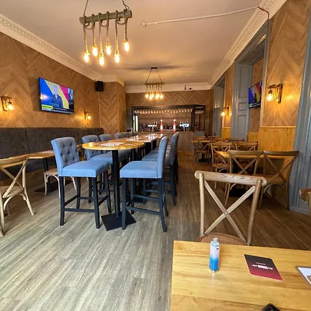 The White Swan ハンマンビー